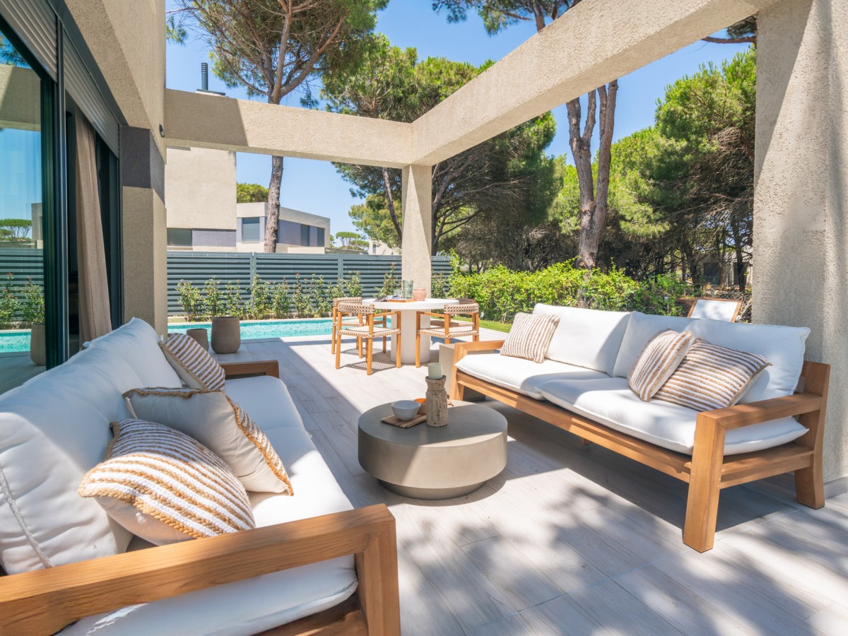 Descubre Casa Nara: una villa en multipropiedad decorada por Livitum en la Costa de la Luz