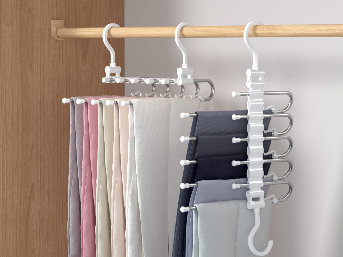 5 tipos de perchas para ordenar y mimar tu ropa 