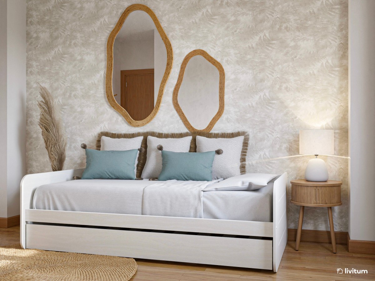 Dormitorio juvenil en tonos claros y papel pintado. Cama individual con espejos con forma org&aacute;nica en la parte superior