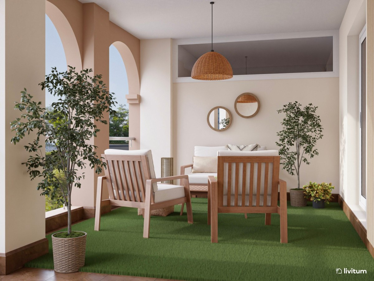 Terraza en tonos tierra, plantas y hierba artificial con sofas y espejos circulares