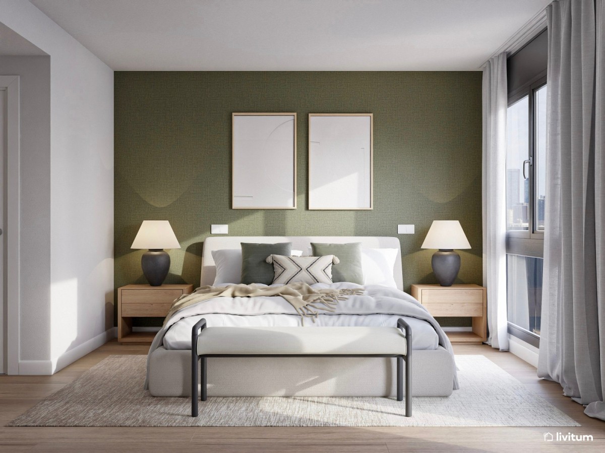 dormitorio con punto focal verde, cama de matrimonio y dos mesas de noche de madera