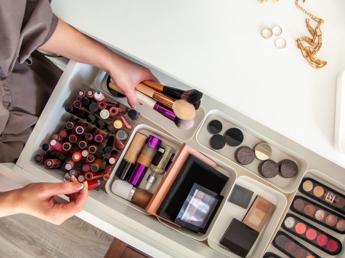 10 Tips para Ordenar tu Colección de Maquillaje