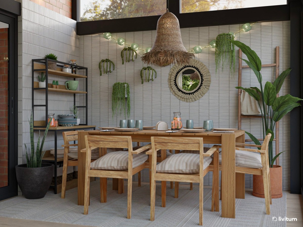 Terraza en tonos tierra y plantas decorativas con espejo peque&ntilde;o circular