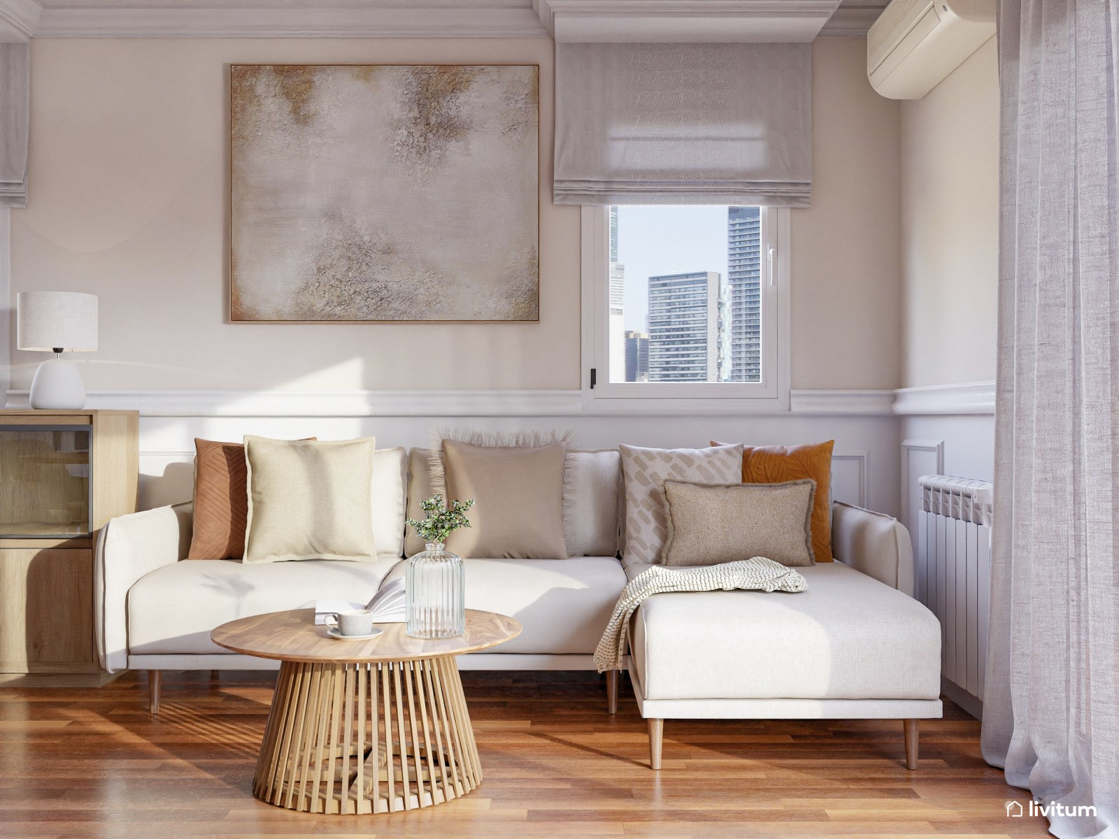 Cálido salón comedor decorado en blanco y madera con toques de dorado 