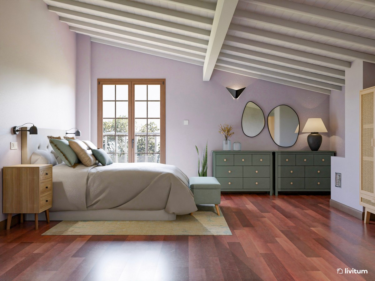 Dormitorio  en lila bajo techo abuhardillado con vigas expuestas