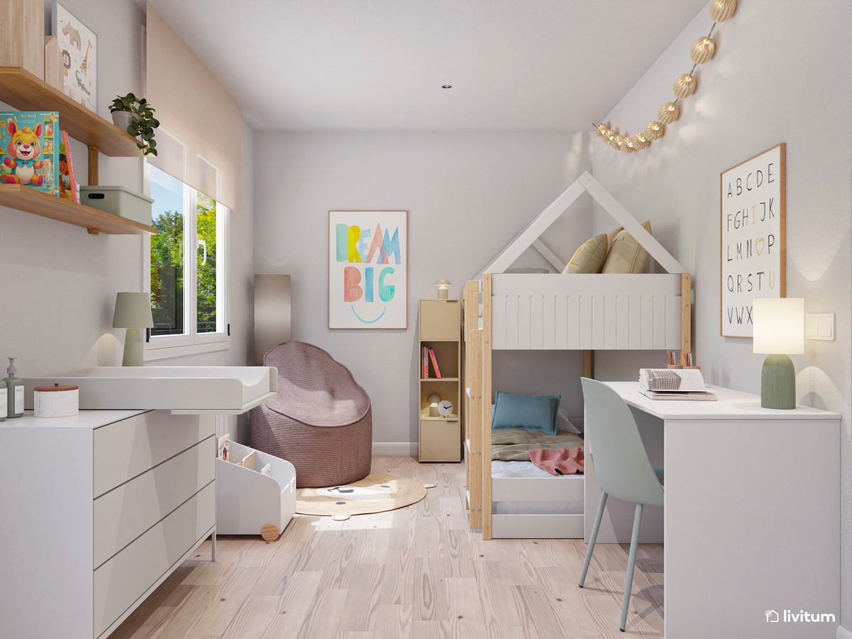 Dormitorio infantil con litera en forma de casita y acentos en rosa palo