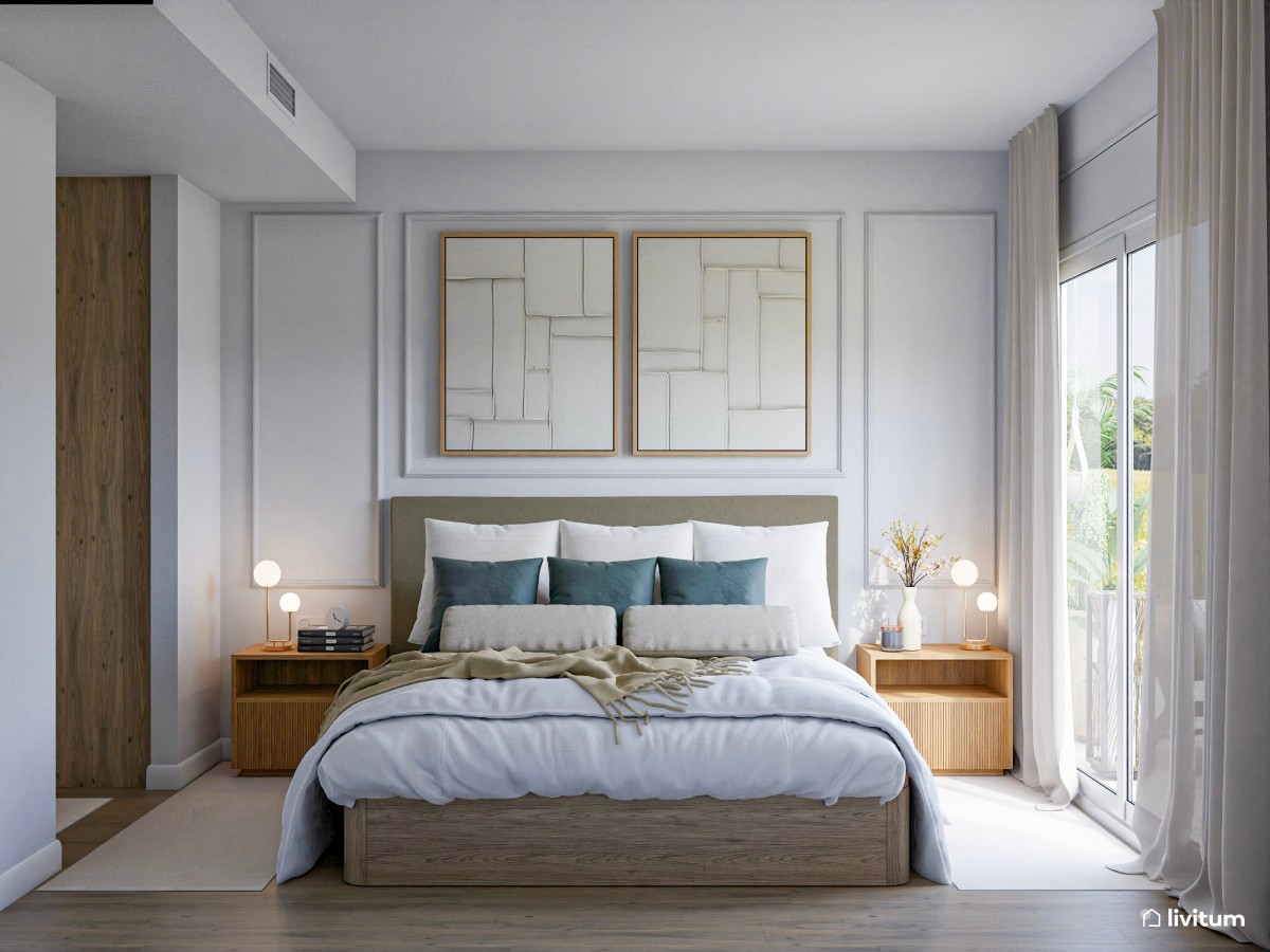 Elegante dormitorio con molduras y amplia terraza