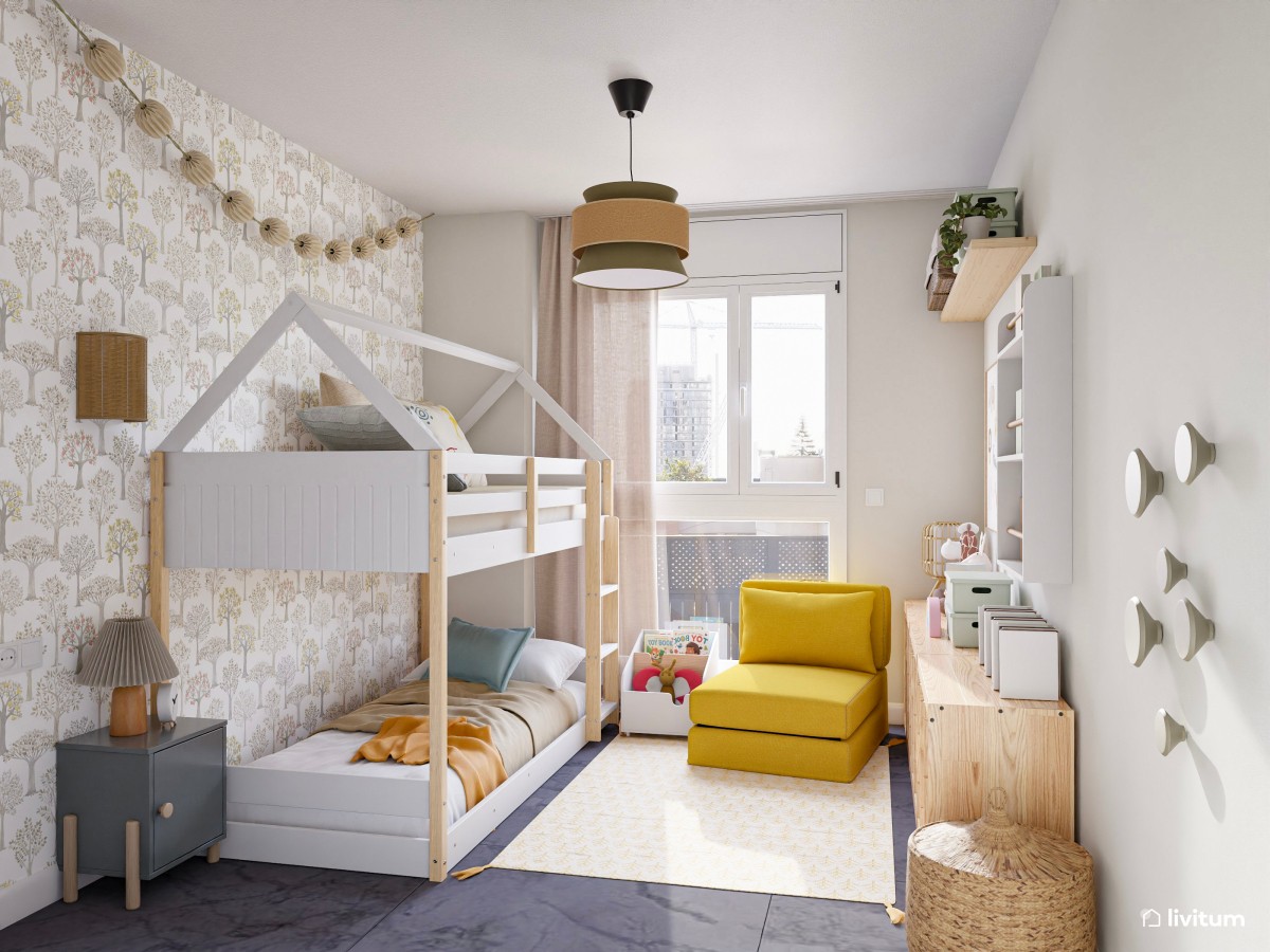 Habitación infantil con litera en forma de casita y detalles amarillos