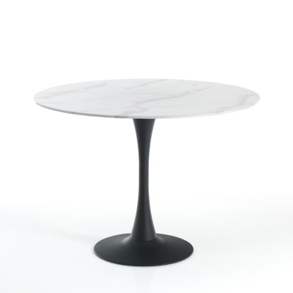 Mesa redonda TOKIO , Tomasucci