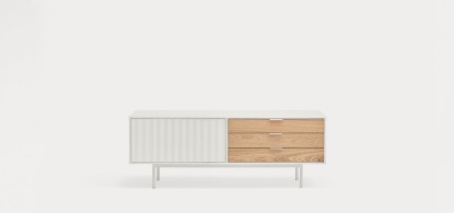 Sierra Mueble TV, Teulat
