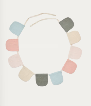 Betia Guirnalda con banderines Betia, Kave Home