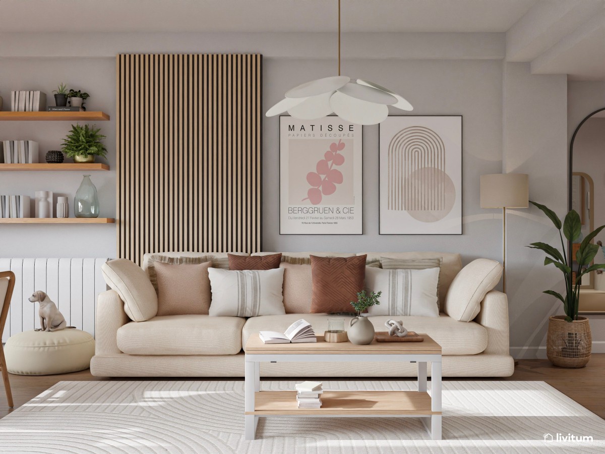 Luminoso y cálido salón en planta irregular diseñado en tonos suaves