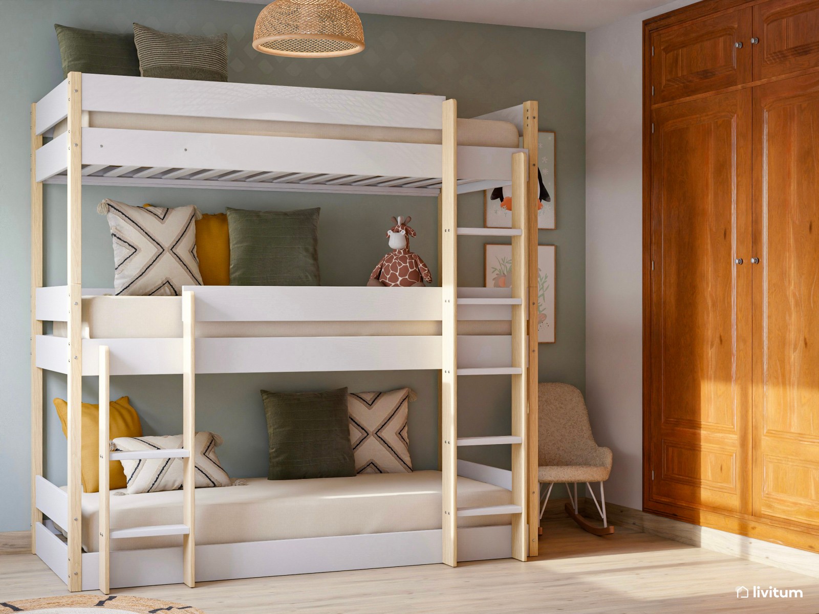 Pequeña habitación infantil con litera para tres 