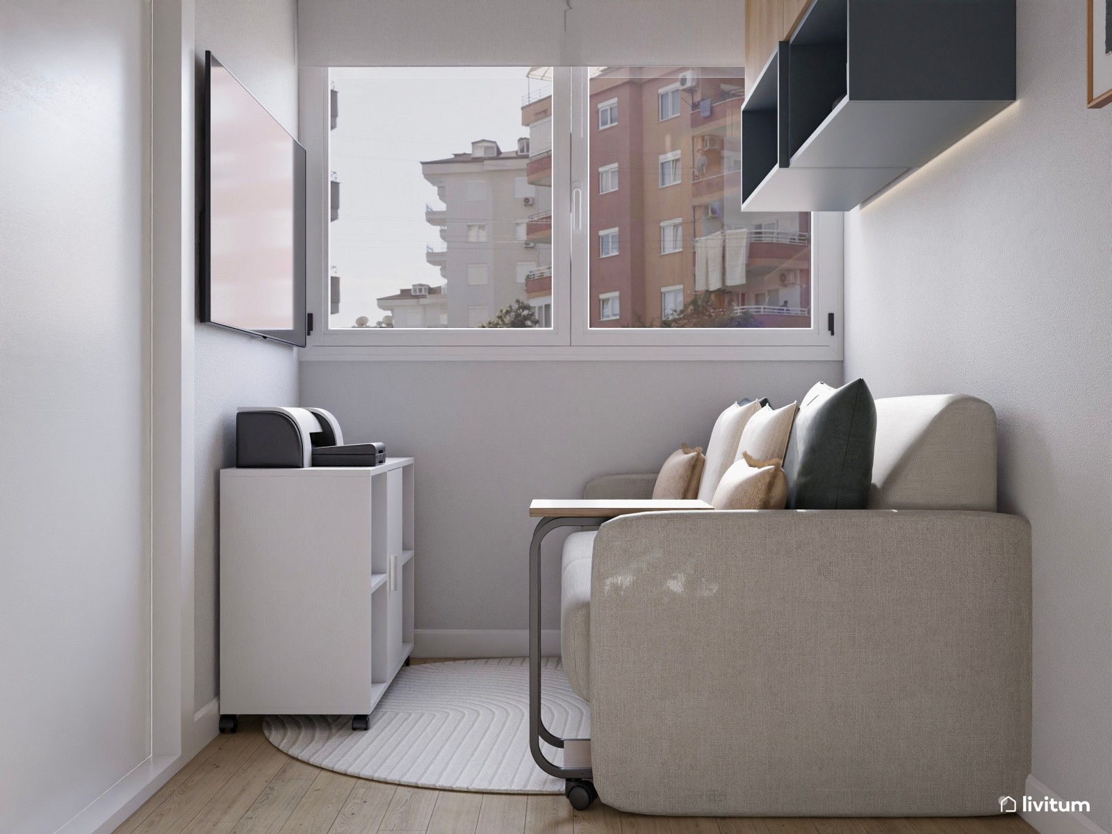 Pequeño estudio con listones de madera y almacenaje vertical 