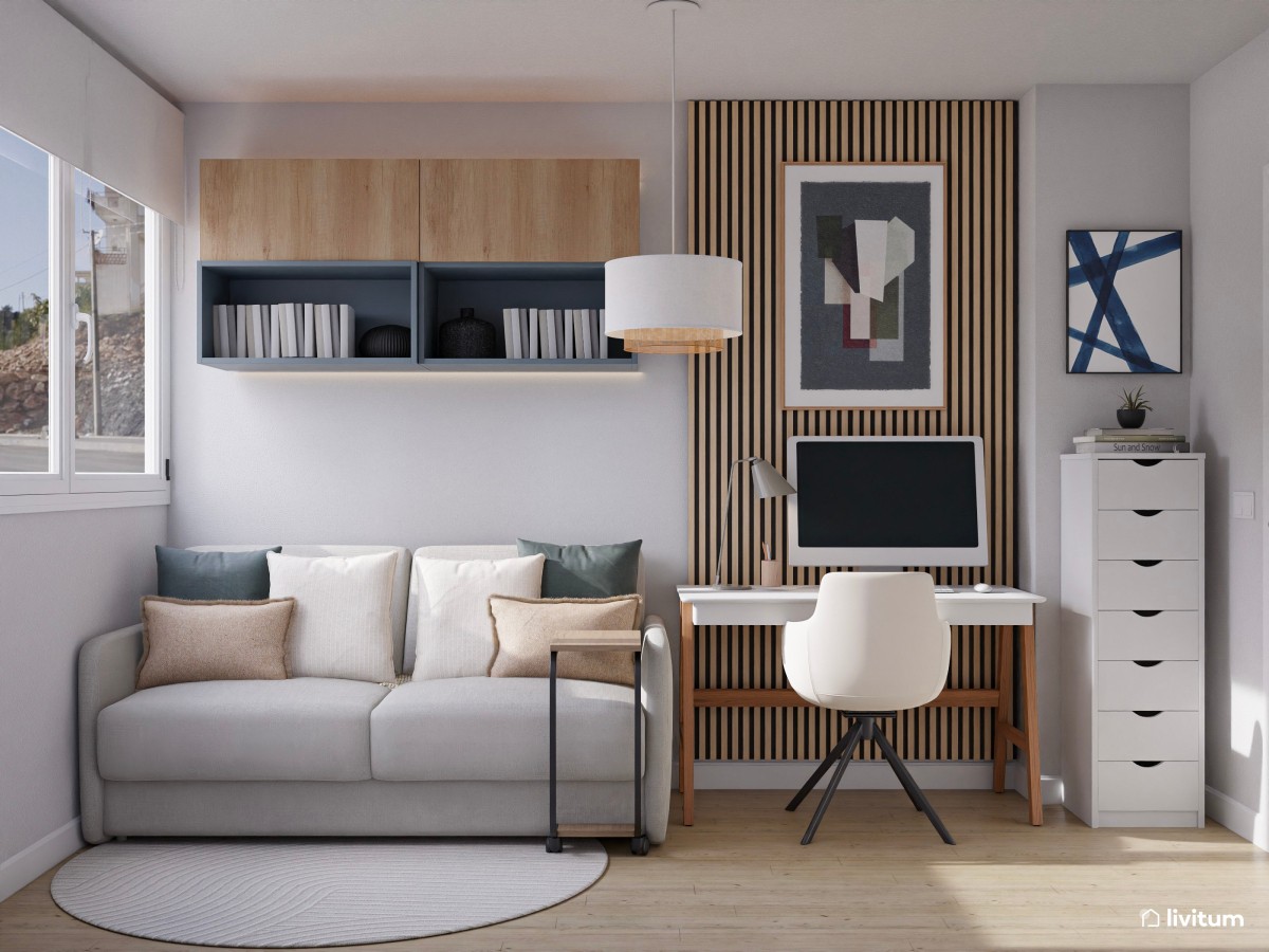 Pequeño estudio con listones de madera y almacenaje vertical