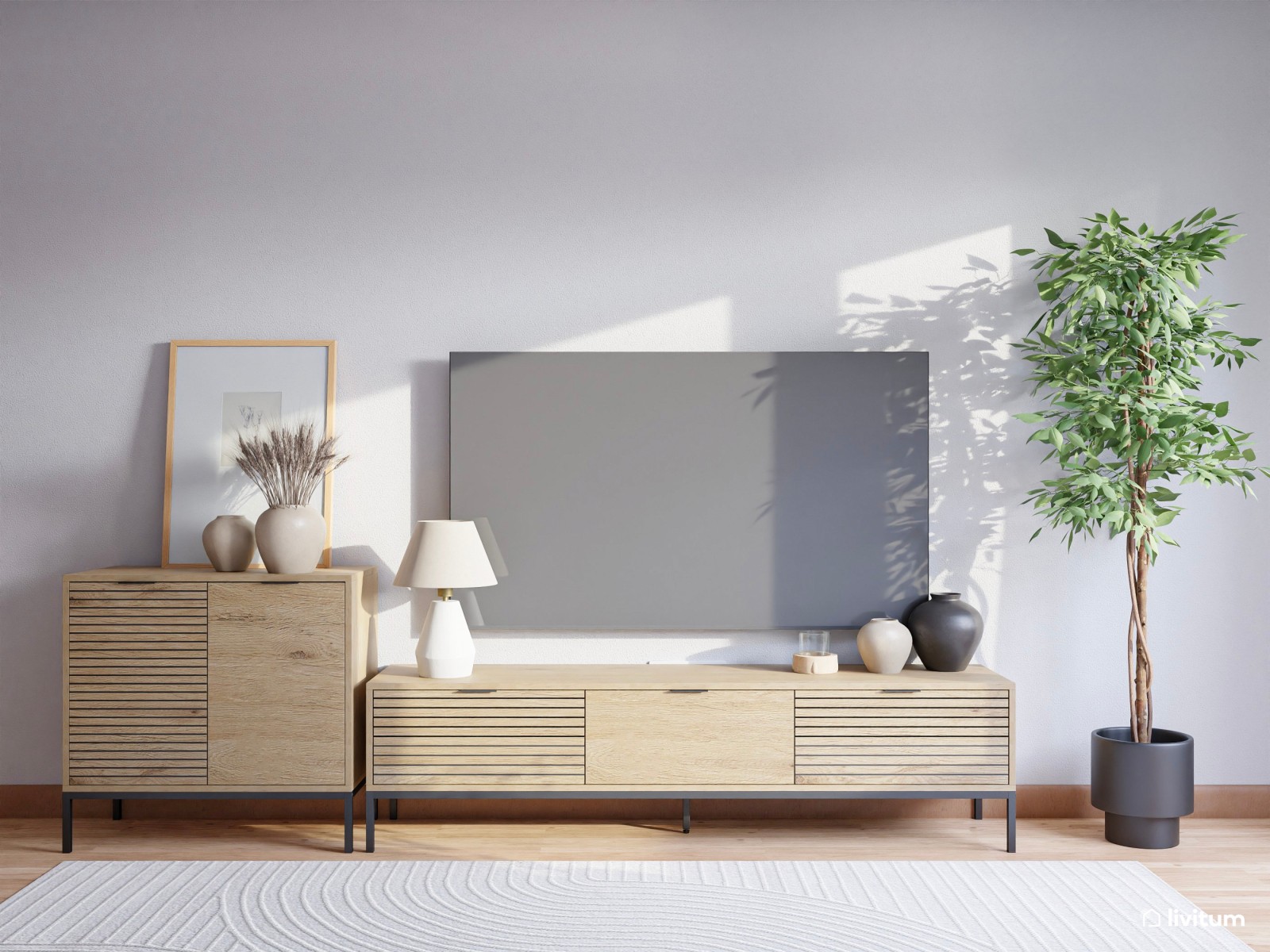  Salón alargado de 20 m² nórdico y moderno con sofá a ras de suelo y plantas decorativas