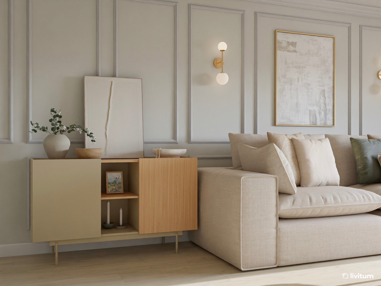 Salón alargado de estilo clásico con molduras e iluminación cálida