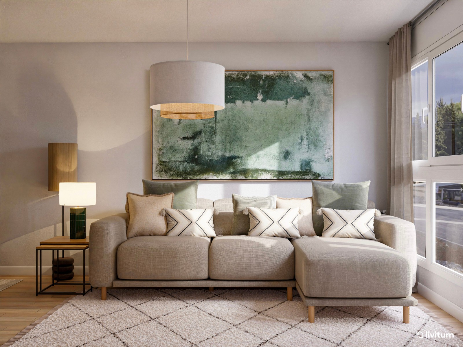 Salón alargado decorado en tonos cálidos y verde oscuro