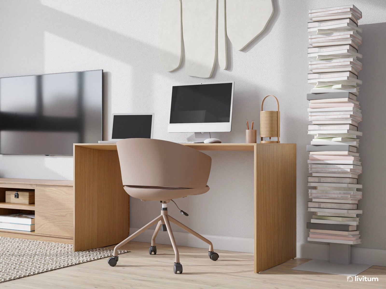 Salón comedor de planta irregular con cocina abierta y zona de escritorio