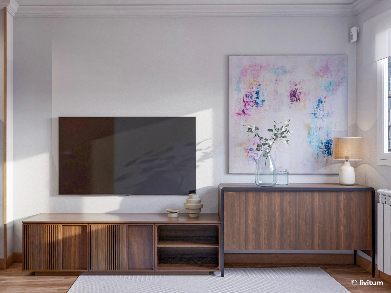 Salón comedor pequeño y en forma de triángulo