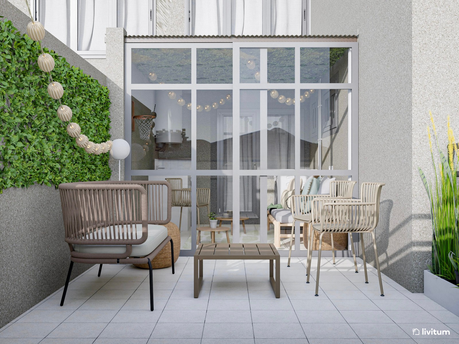 Terraza en patio interior con varias zonas y múltiples usos