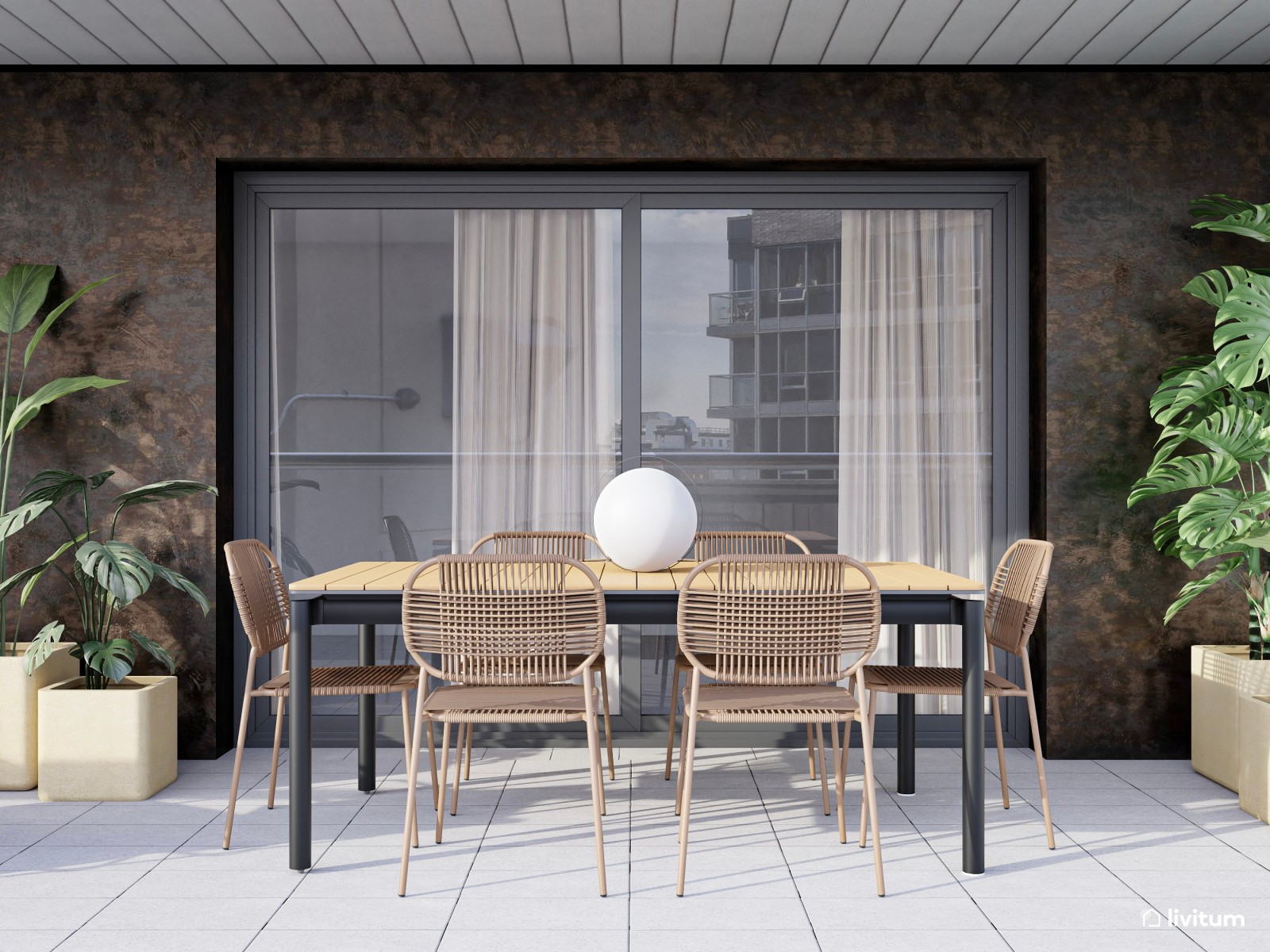 Terraza moderna en planta alargada con diseño en madera oscura